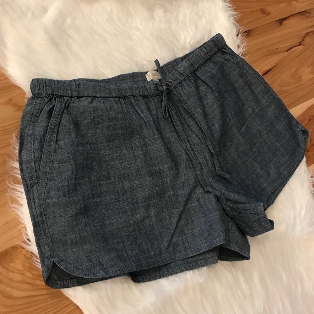 J.CREW Popular & Classic Chambray Tie Waist Shorts 3" Inseam - Picture 5 of 7
